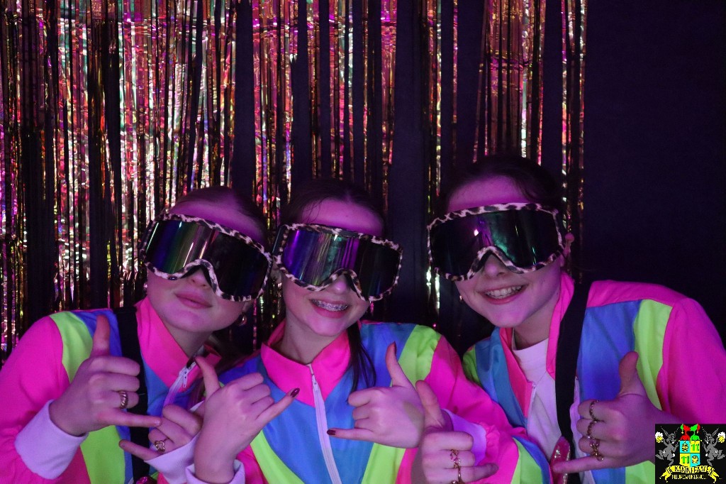 ../Images/Jeugd Opwarmbal Photobooth 148.jpg